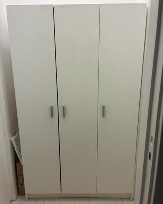 Armadio bianco a 3 ante