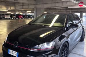 Volkswagen Golf GTI Performance 2.0 TSI DSG 5p. Bl