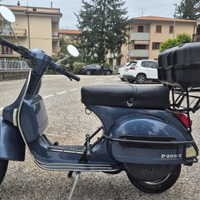 Vespa-pe 200