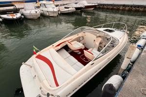 Bayliner capri 2001
