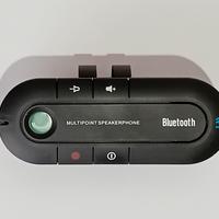 Sistema universale vivavoce bluetooth per auto.