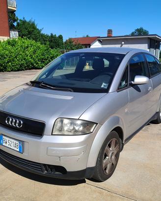 Audi A2 -1.4 Benzina-Eu4-consumi bassi-