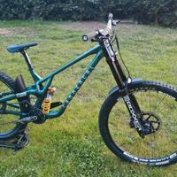 Commencal Supreme DH V5 TG.L