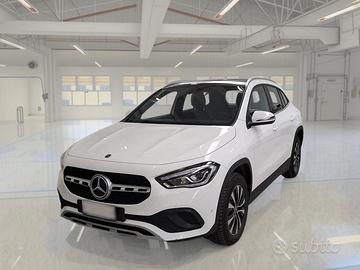 MERCEDES-BENZ GLA 250 AUTOMATIC EQ-POWER BUS EXTRA