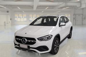 MERCEDES-BENZ GLA 250 AUTOMATIC EQ-POWER BUS EXTRA