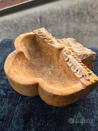 acquasantiera scultura in marmo