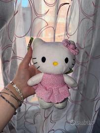 peluche hello Kitty