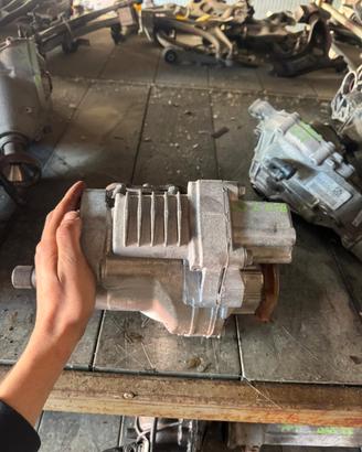 RIDUTTORE RIPARTITORE AUDI S3 8Y 2022  VEU DNF