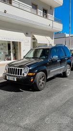 Jeep Cherokee kj 2.8 CRD LIMITED 