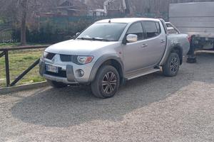 Mitsubishi L 200