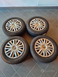 Pneumatici Invernali 195 65 R15 Bridgestone