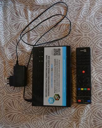 Decoder digitale terrestre e Satellitare TS4000