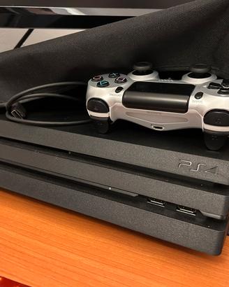 PS4 PRO  1 Terabyte