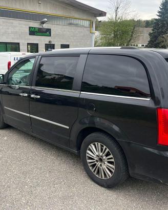 Lancia Voyager anno 06/2014
