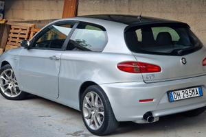 Alfa 147 1.6 sport GPL