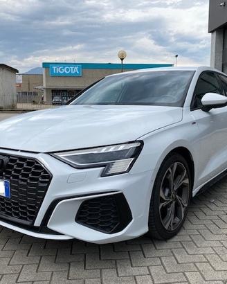 Audi A3 Sportback 35 2.0 tdi S line s-tronic matri