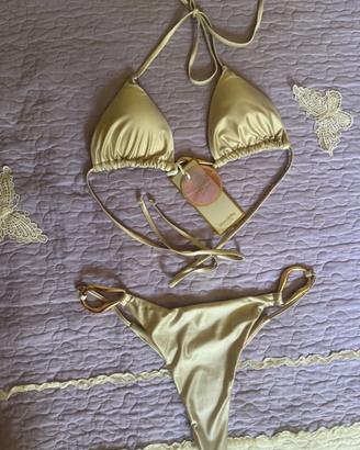 Costume due pezzi da donna