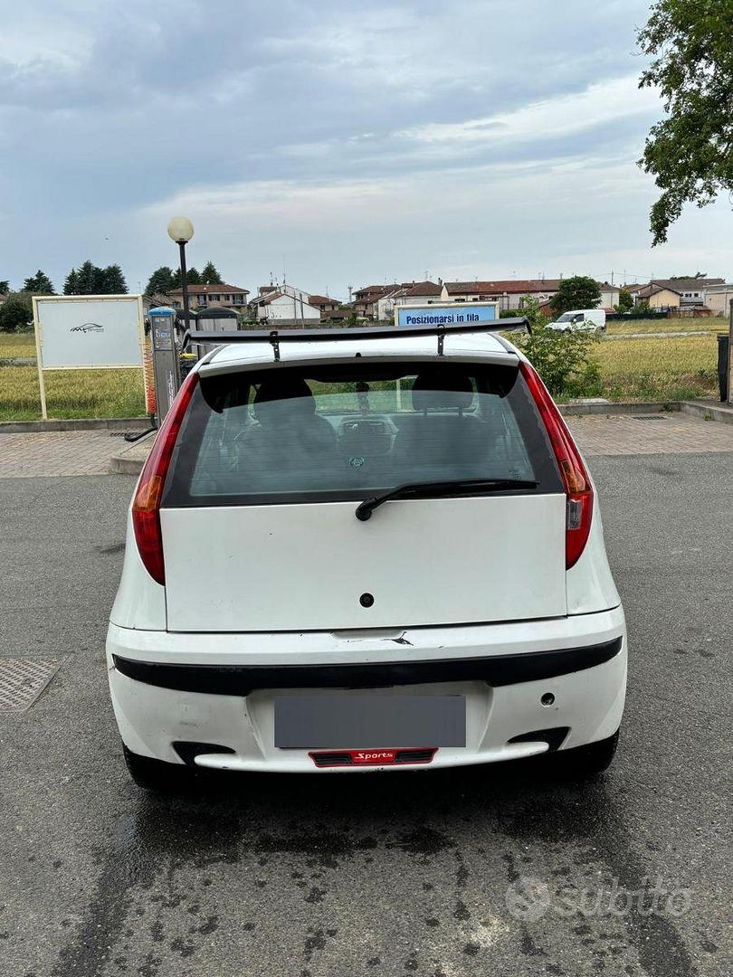 Fiat Punto 2001 photo 4