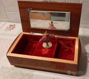 Scatola musicale vintage