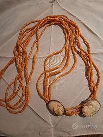 collana in corallo di Sciacca con camei