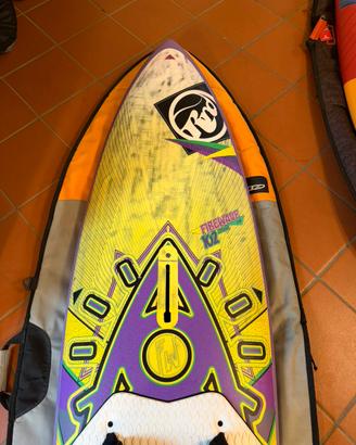 Tavola da Windsurf RRD firewave 102