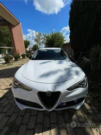 Alfa Romeo Stelvio 190cv Q4