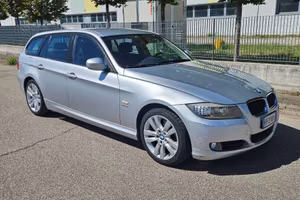 2010 BMW 320d Touring xdrive Futura