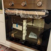 Forno elettrico nuovo ancora imballato 