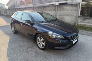 VOLVO V40 D2 2.0 euro 6