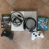 Xbox One S 1TB + 2 controller + 2 giochi