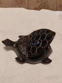 scatola in corno a forma di tartaruga XVIII secolo