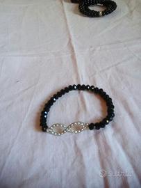 Bracciale simbolo infinito