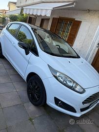 ford fiesta 2016