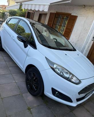ford fiesta 2016