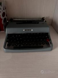 Macchina da scrivere
