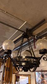lampadario in ferro battuto