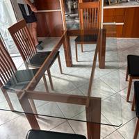 Tavolo cristallo soggiorno