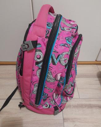 Zaino per scuola marca SEVEN dotato di trolley.