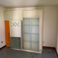 Armadio multifunzione con letto e scrivania