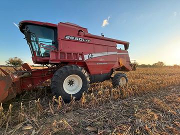 Mietitrebbia Laverda 25.50 LXE