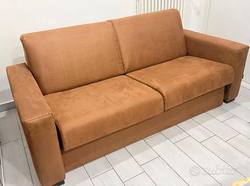 Divano letto matrimoniale