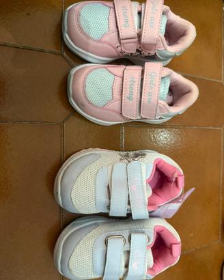 2 scarpe per neonata N22 nuove