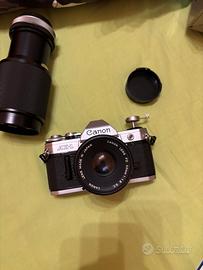 Canon ae1 con due obiettivi