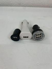 Stock di 3 USB Caricabatteria Auto a
