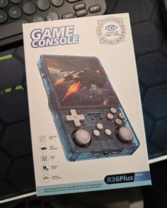 R36S Plus videogioco