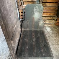 Bilancia antica per carichi