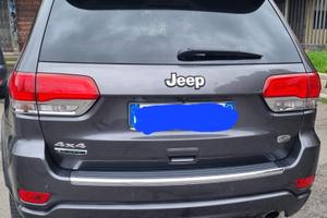  jeep Grand Cherokee  overland 
