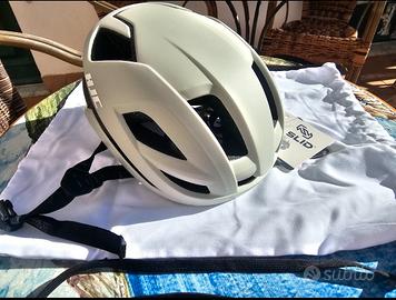 casco bici HJC  TG. M NUOVO