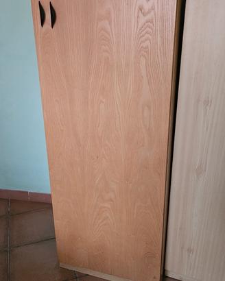 Guardaroba compatto ad anta singola