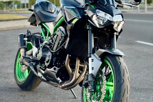 Kawasaki Z900 scarico Leo Vince